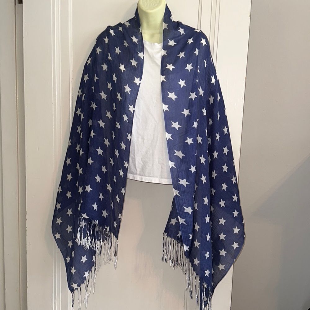 Thin blue shawl/wrap with white‎ stars & fringe hem